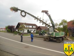 2014_april_maibaum_holen_und_aufbau_35_20161024_1403394079