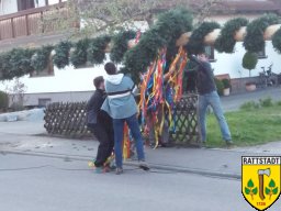 2016_04_28_maibaumaufbau_rattstadt_25_20161024_1526192647