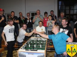 29-04-2017-crowdfundingabschluss-tischkickerturnier-dorfhaus-rattstadt_25_20170430_1343555016