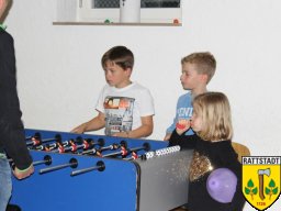 29-04-2017-crowdfundingabschluss-tischkickerturnier-dorfhaus-rattstadt_34_20170430_1937251847